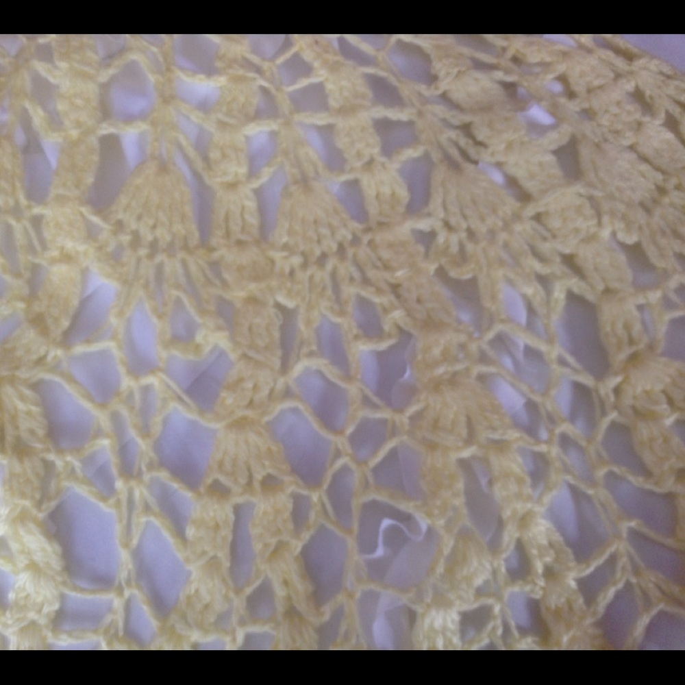 Homemade shawl - Picture 3 of 7